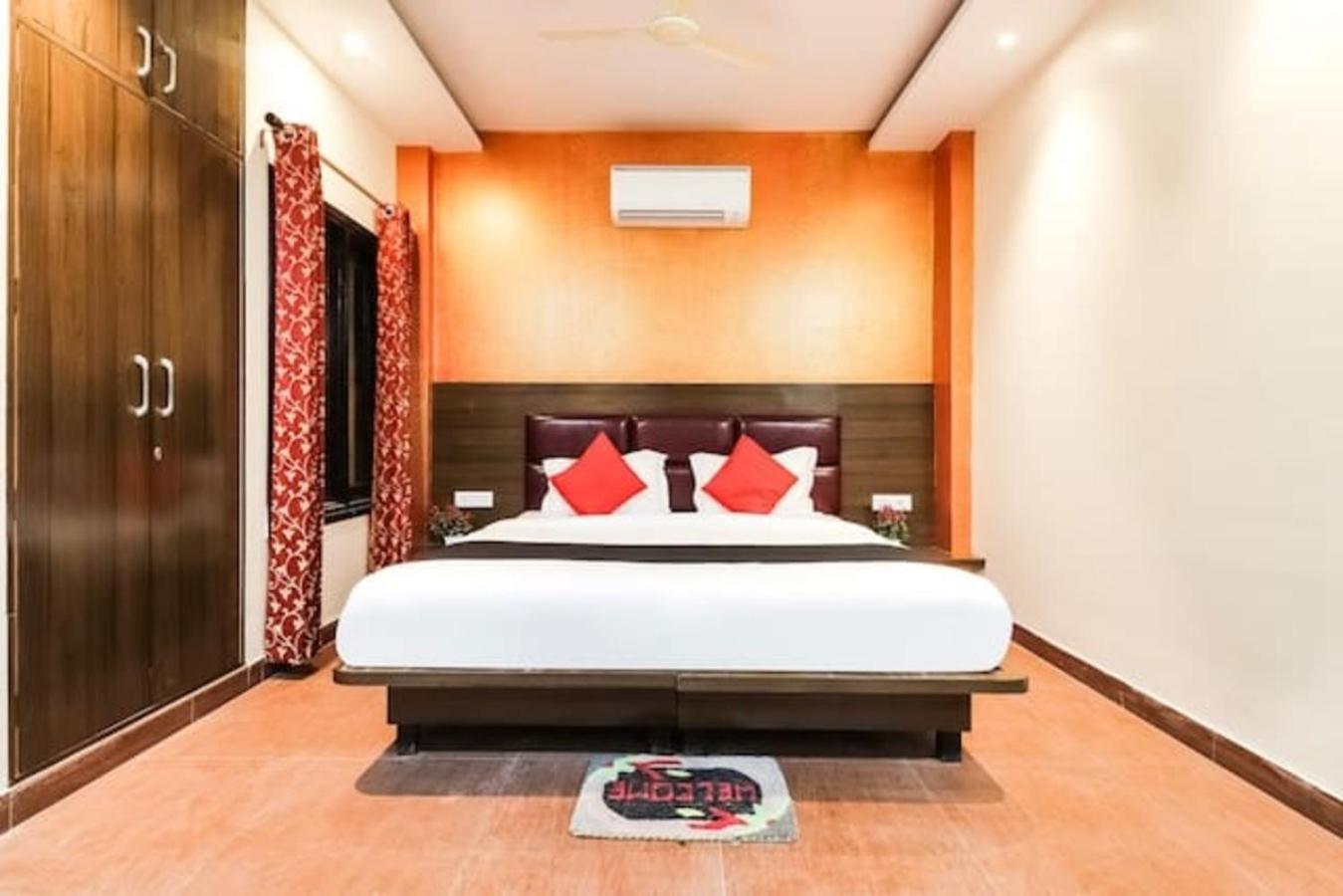Hotel Gayatri Palace Лакхнау Екстер'єр фото
